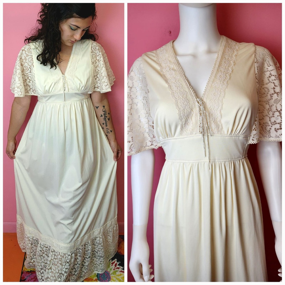 Vintage 1970's Candi Jones Cream Maxi Dress Lace Angel Sleeves & Corset Tie Bust